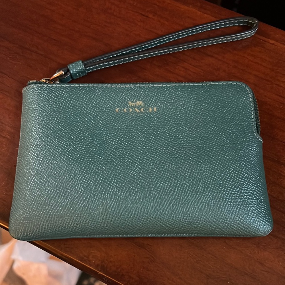 Coach corner zip wristlet wallet